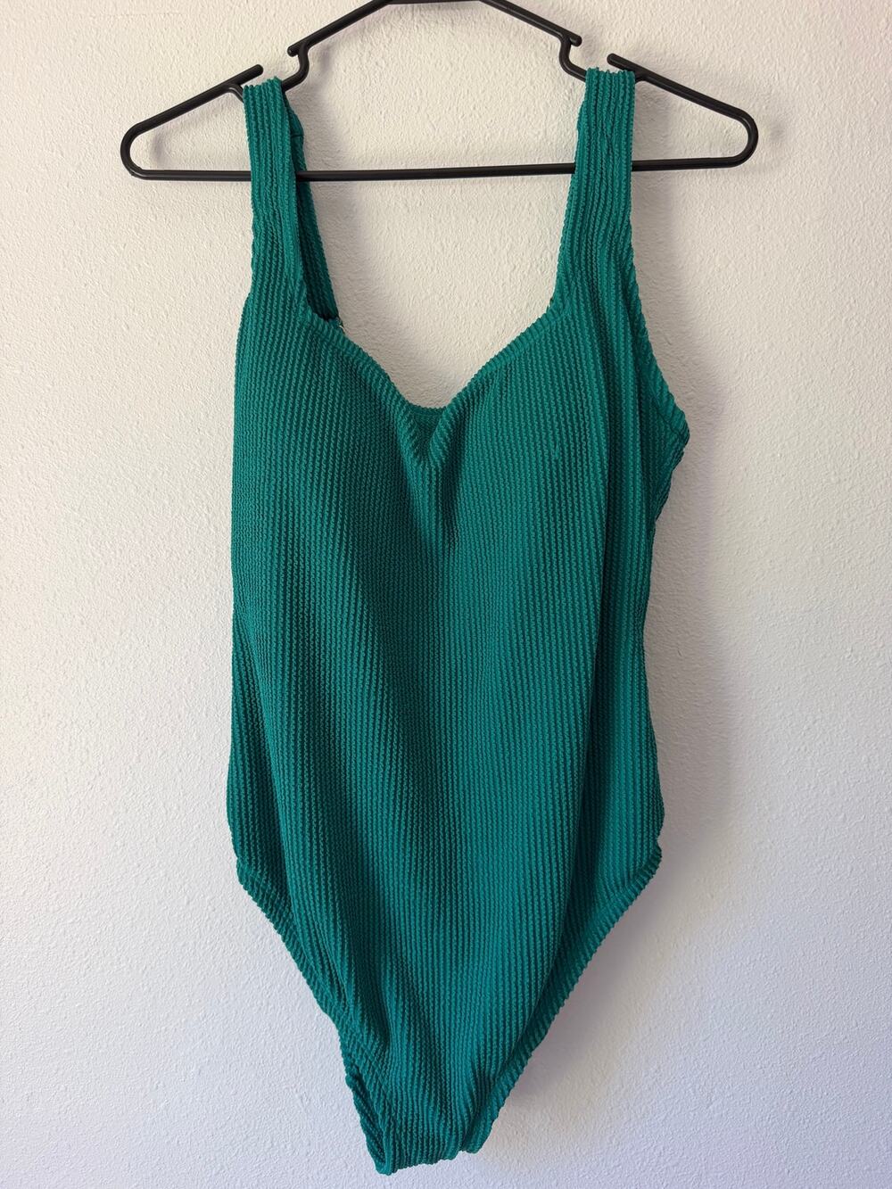 NWT Kona Sol Green Ribbed One Piece Bathing Swim Suit Size 16 Swimming Summer